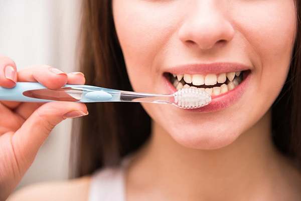 Vệ sinh răng miệng đúng cách nhằm phòng tránh bệnh răng miệng