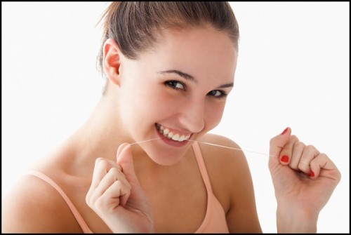 Chỉ nha khoa giúp bạn có hàm răng chắc khỏe Chỉ nha khoa giúp bạn có hàm răng chắc khỏe