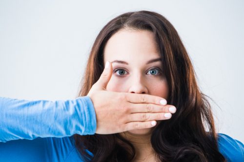 Bệnh hôi miệng ảnh hưởng rất xấu đến sinh hoạt hằng ngày